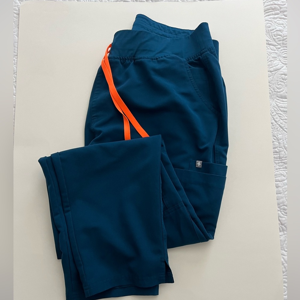 FIGS Yola high waisted skinny scrub pants